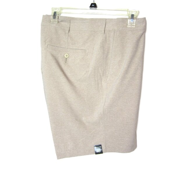 Roundtree & Yorke NEW Size 40 7" Inseam Beige Shorts Performance Golf Flat Front - Picture 1 of 9